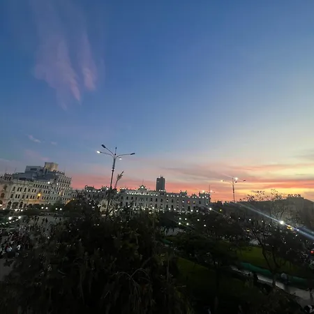 Plaza Historic Lima-2
