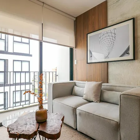 Spectacular 2Br With Balcony In Miraflores-3