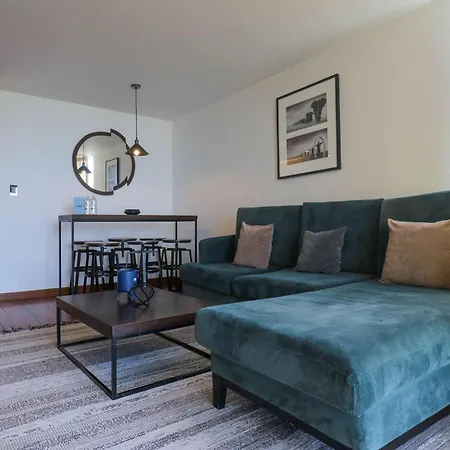 Stylish 3Br With Ocean View-2