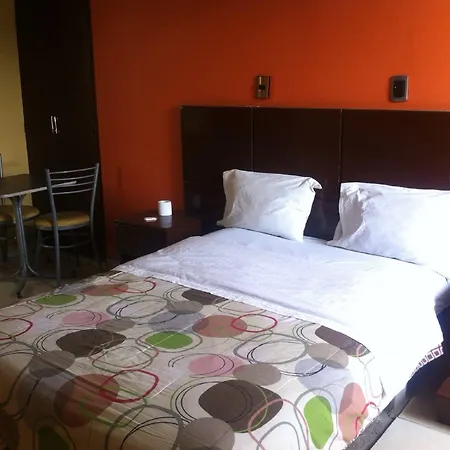 Hostal Emporio Pizarro-2
