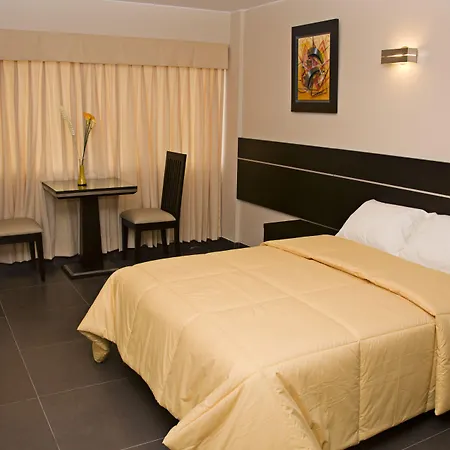Flamante Hotel & Suite-3