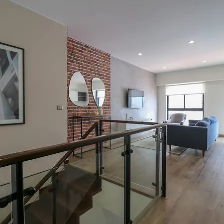 Bright 2Br Duplex In Miraflores-2