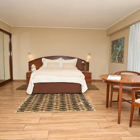 Hotel Park Suites-3