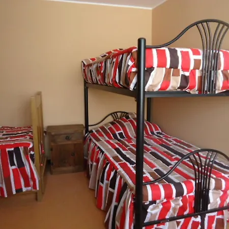 Tritoma Rooms-2