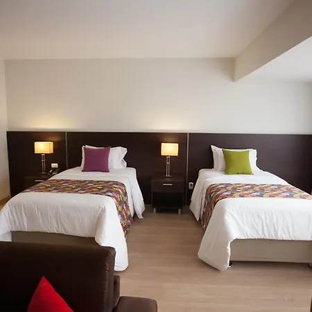 2W Apartments Service Diez Canseco-3