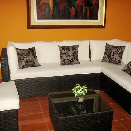Apartamentos Los Cedros-3
