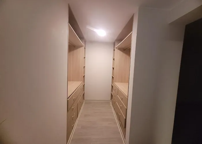 Habitacion A 5 Min De Miraflores, En Un Depa Amplio, Todos Los Servicios, Gimnasio Y Terraza, Bano Privado Lima acceptant les animaux