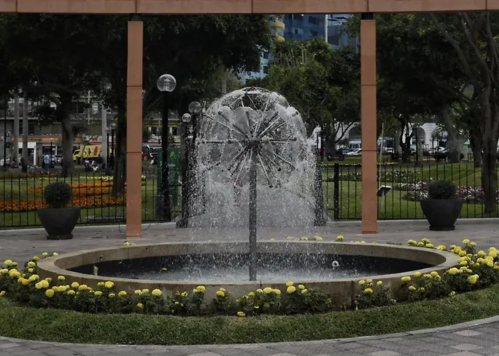 Appartement Hab Pequena Bano Compartido La Paz 4 à Lima acceptant les animaux
