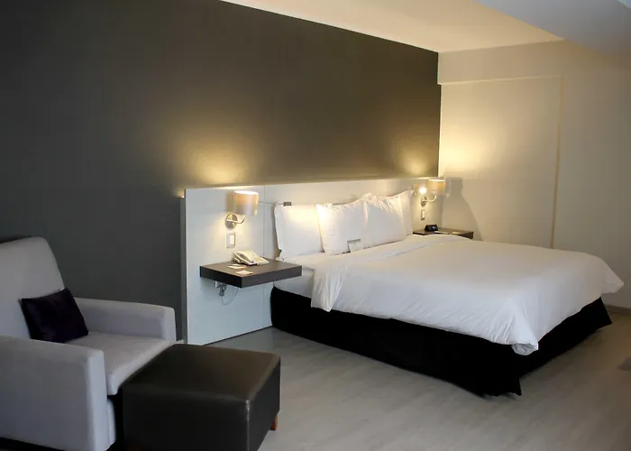 Sol De Oro Hotel & Suites Lima